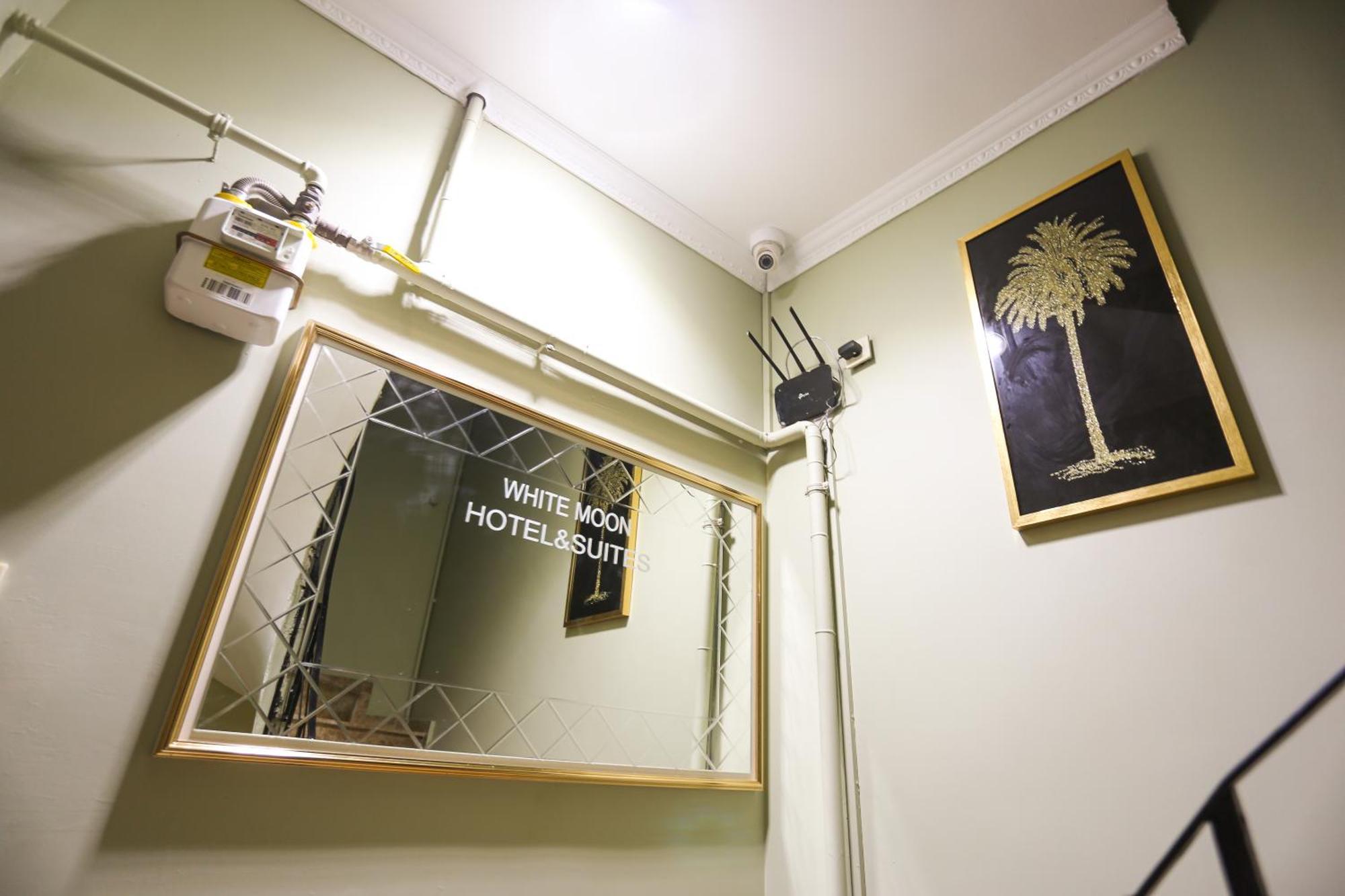 Whitemoon Hotel Suites Taksim Provincia di Provincia di Istanbul Esterno foto