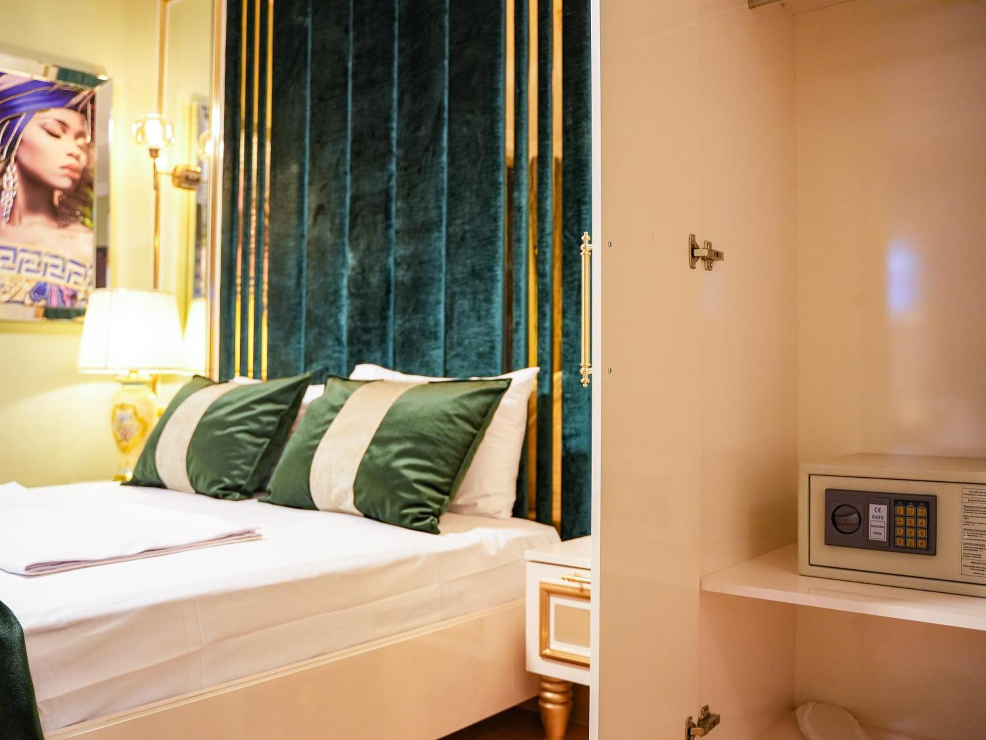 Whitemoon Hotel Suites Taksim Provincia di Provincia di Istanbul Esterno foto
